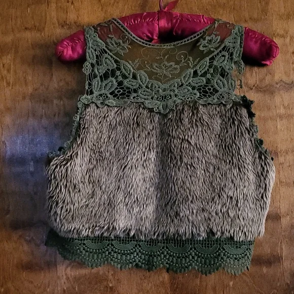 Shaggy fur embroidered top L - Picture 2 of 13